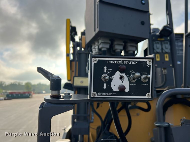 image for item NA9177 2018 Volvo P7170B  paver