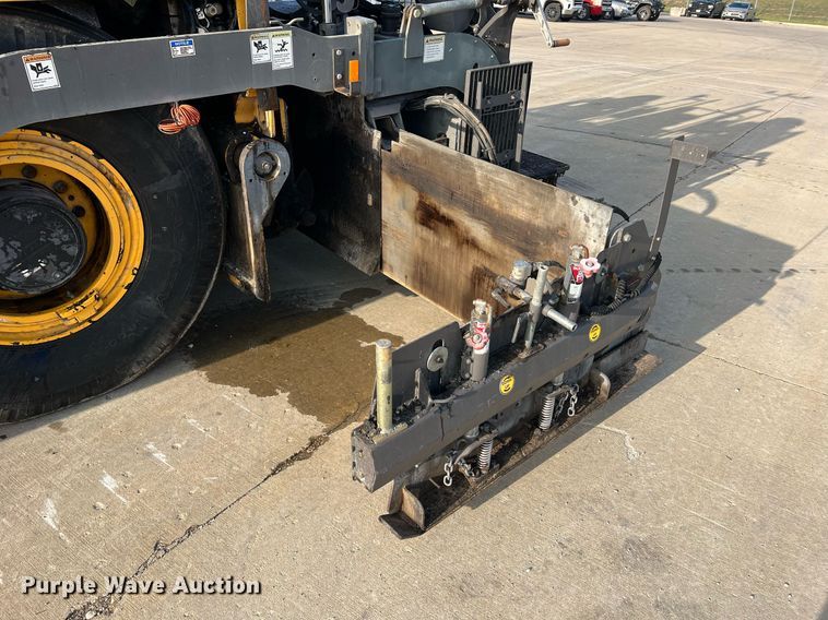image for item NA9177 2018 Volvo P7170B  paver
