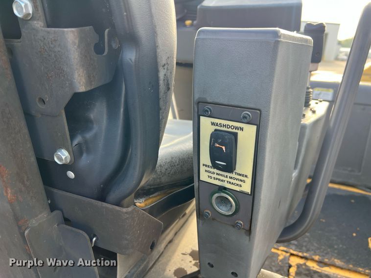 image for item NA9177 2018 Volvo P7170B  paver