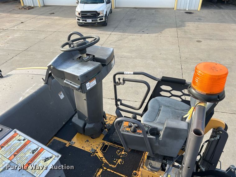 image for item NA9177 2018 Volvo P7170B  paver