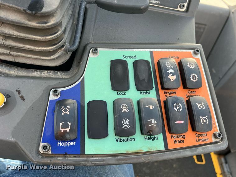 image for item NA9177 2018 Volvo P7170B  paver