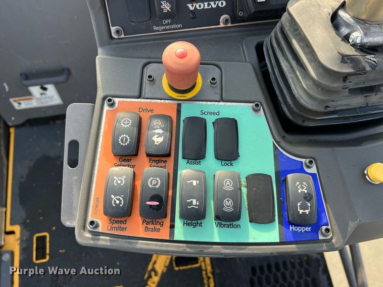 image for item NA9177 2018 Volvo P7170B  paver