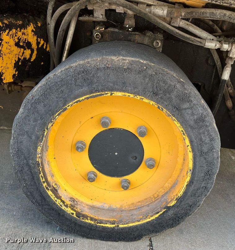 image for item NA9177 2018 Volvo P7170B  paver