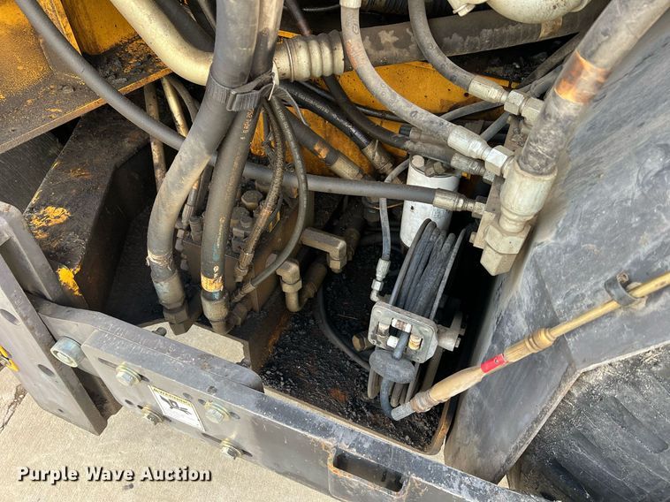 image for item NA9177 2018 Volvo P7170B  paver