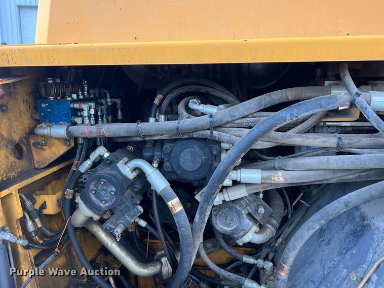 image for item NA9177 2018 Volvo P7170B  paver