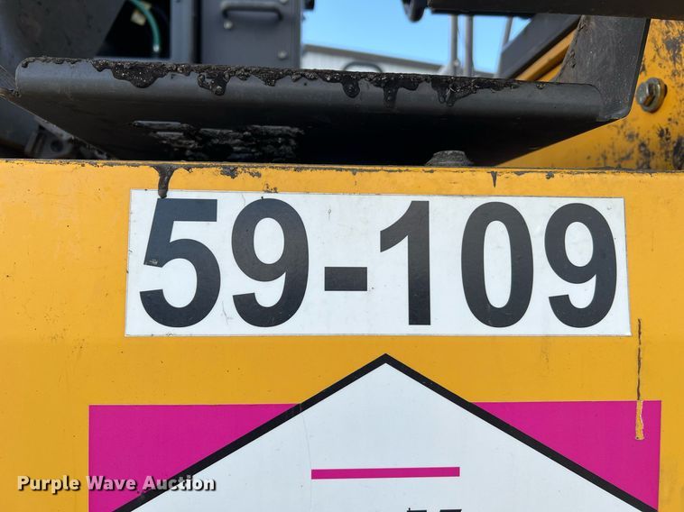 image for item NA9177 2018 Volvo P7170B  paver