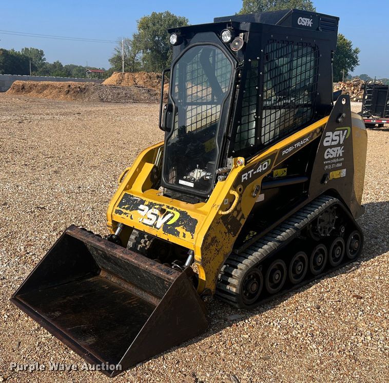 image for item NA9195 2018 ASV RT40  tracked skid steer loader