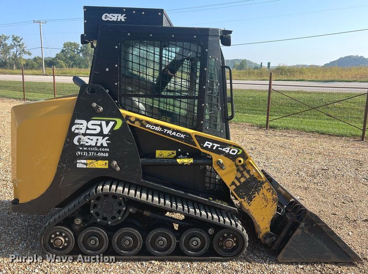 image for item NA9195 2018 ASV RT40  tracked skid steer loader