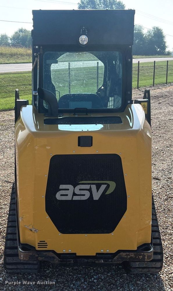 image for item NA9195 2018 ASV RT40  tracked skid steer loader