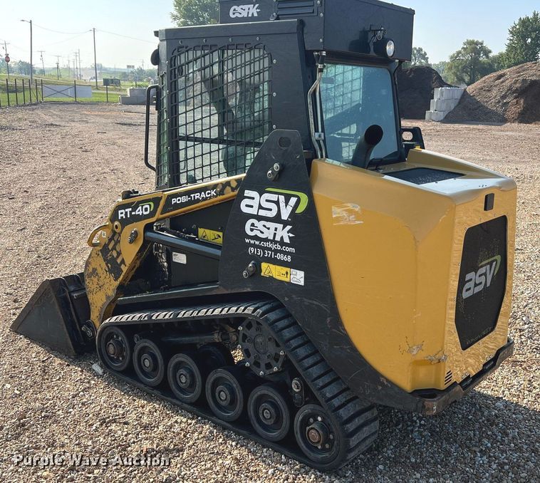 image for item NA9195 2018 ASV RT40  tracked skid steer loader