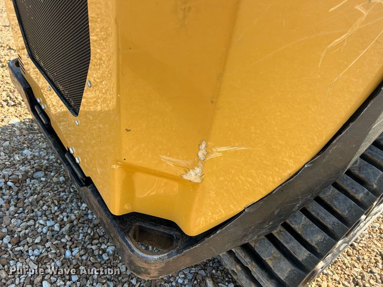 image for item NA9195 2018 ASV RT40  tracked skid steer loader