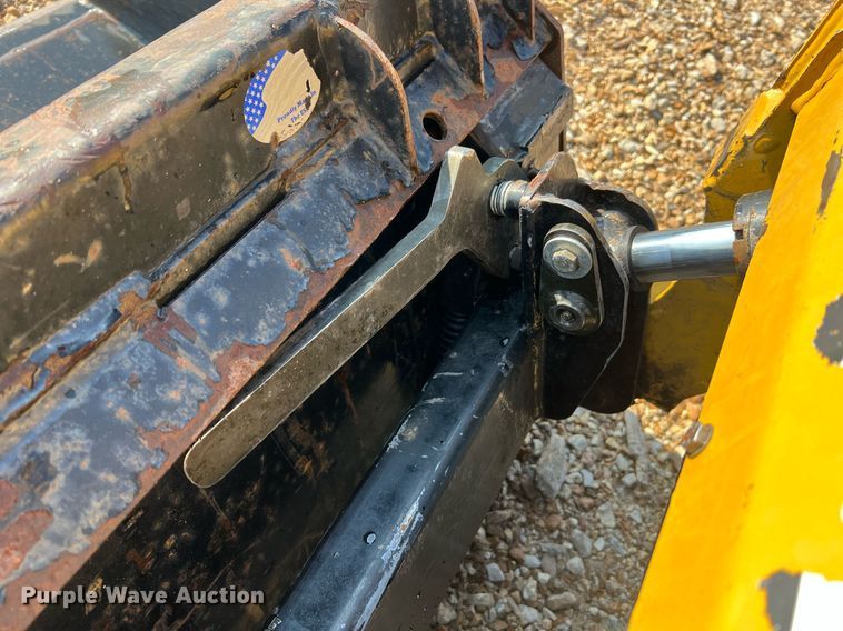 image for item NA9195 2018 ASV RT40  tracked skid steer loader