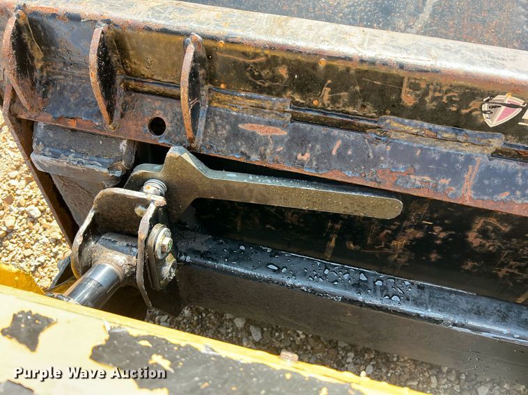 image for item NA9195 2018 ASV RT40  tracked skid steer loader