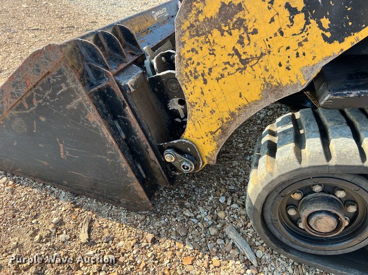 image for item NA9195 2018 ASV RT40  tracked skid steer loader