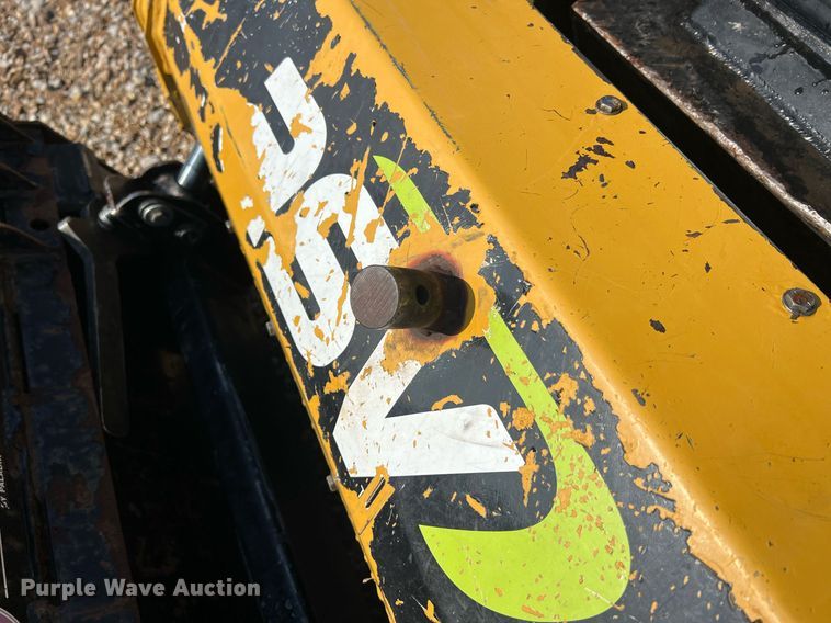 image for item NA9195 2018 ASV RT40  tracked skid steer loader