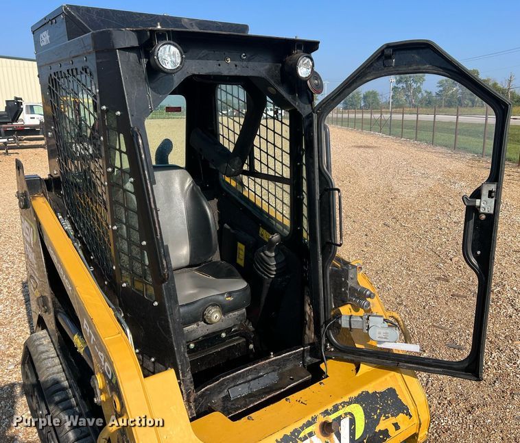 image for item NA9195 2018 ASV RT40  tracked skid steer loader