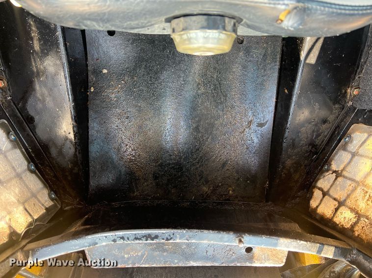 image for item NA9195 2018 ASV RT40  tracked skid steer loader