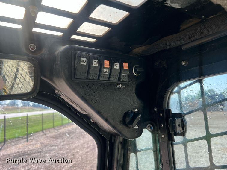 image for item NA9195 2018 ASV RT40  tracked skid steer loader