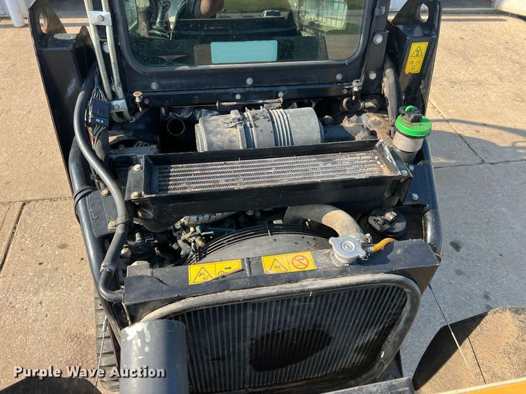 image for item NA9195 2018 ASV RT40  tracked skid steer loader