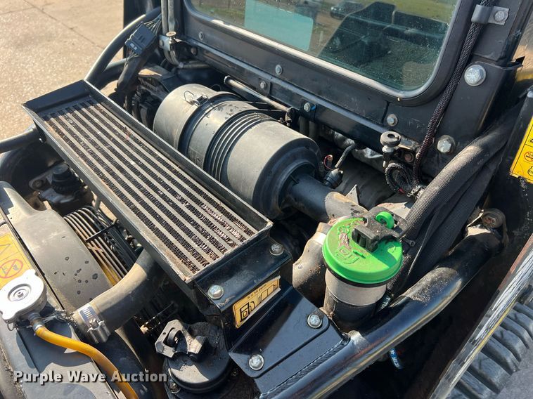 image for item NA9195 2018 ASV RT40  tracked skid steer loader