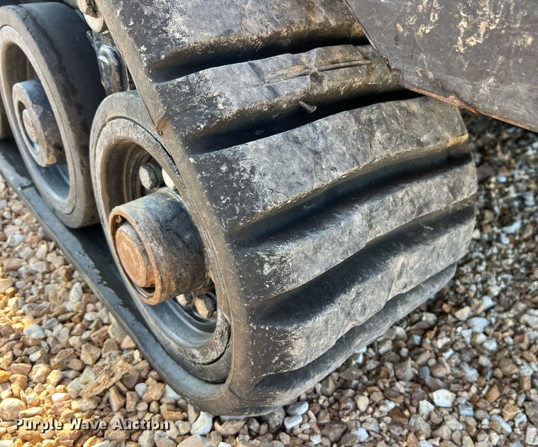 image for item NA9195 2018 ASV RT40  tracked skid steer loader