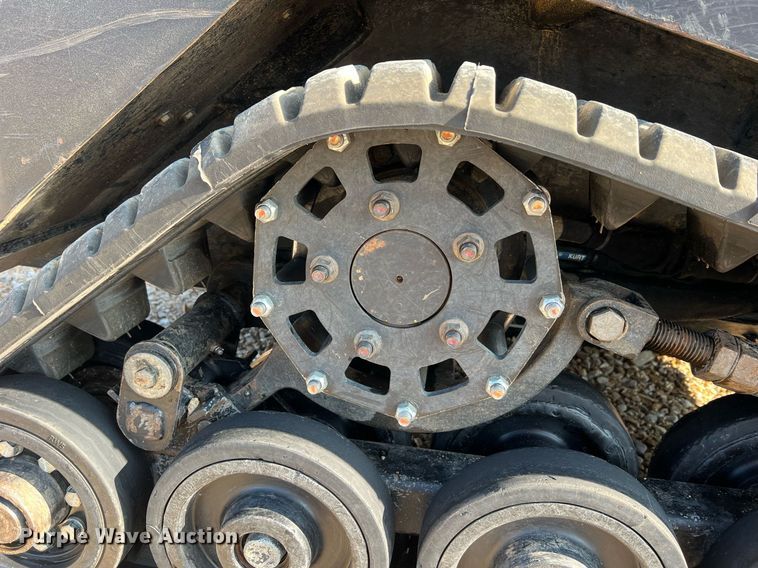 image for item NA9195 2018 ASV RT40  tracked skid steer loader