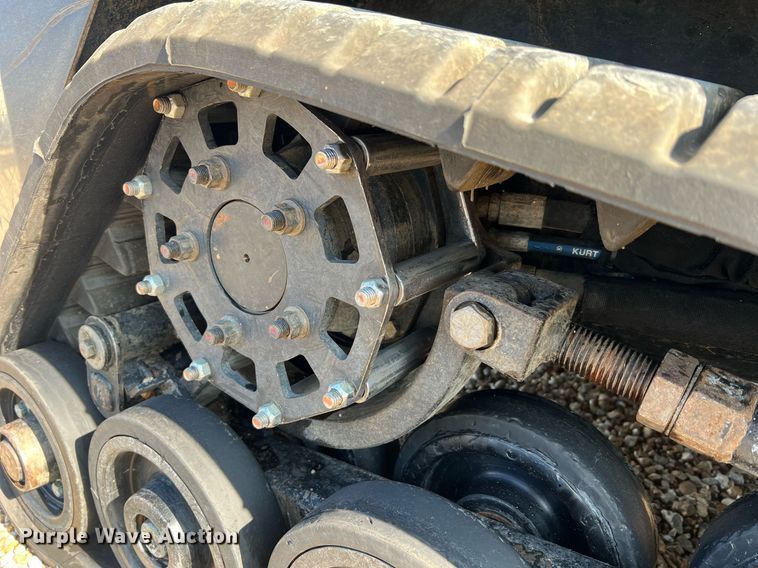 image for item NA9195 2018 ASV RT40  tracked skid steer loader