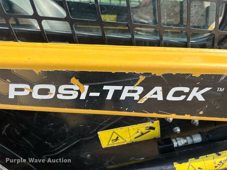 image for item NA9195 2018 ASV RT40  tracked skid steer loader