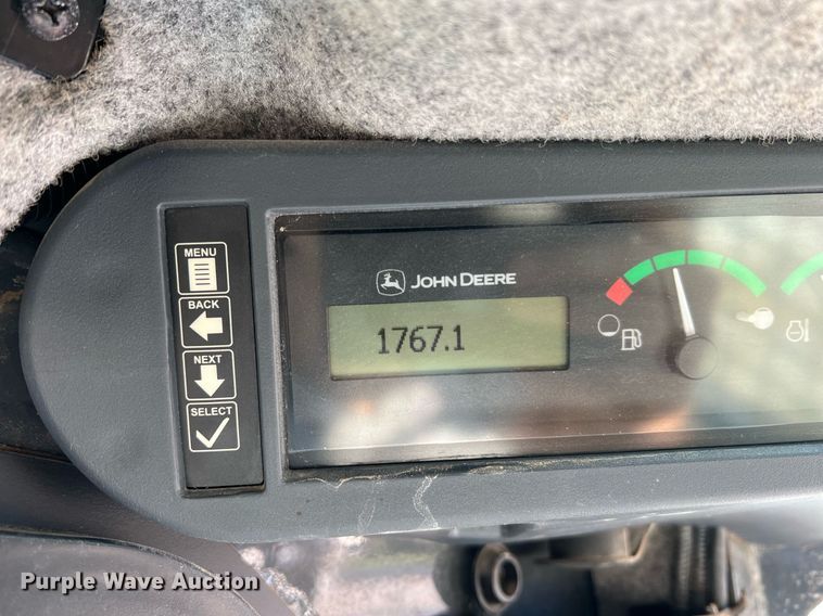 image for item NA9196 2015 John Deere 320E  skid steer loader