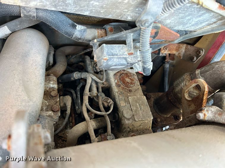 image for item NA9196 2015 John Deere 320E  skid steer loader