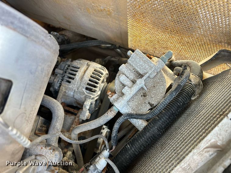 image for item NA9196 2015 John Deere 320E  skid steer loader