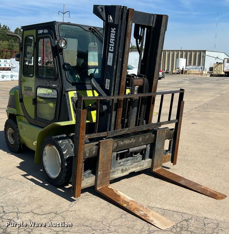 image for item NA9201 Clark CMP40D  forklift