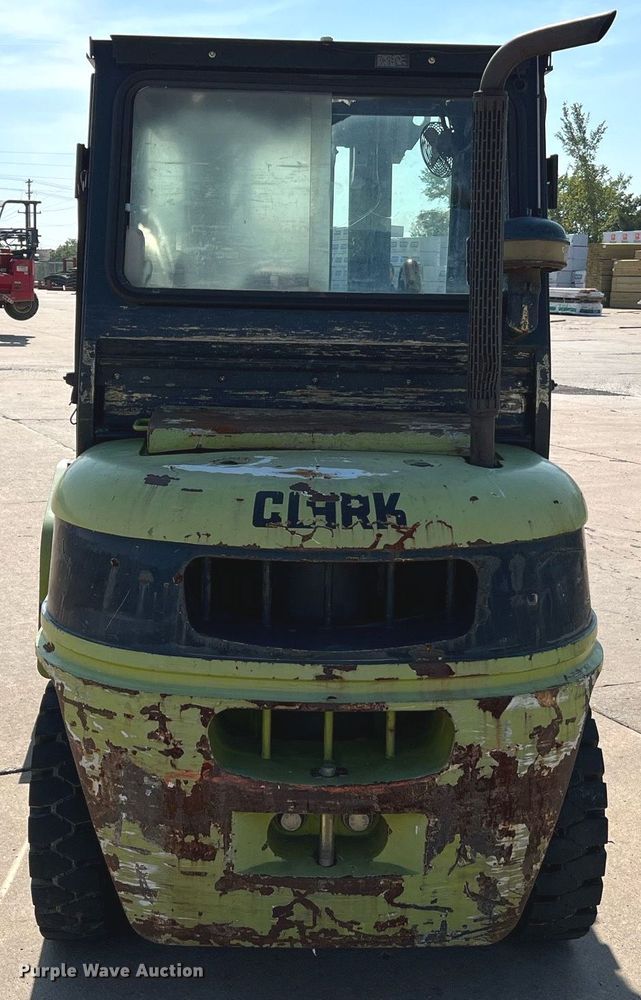 image for item NA9201 Clark CMP40D  forklift