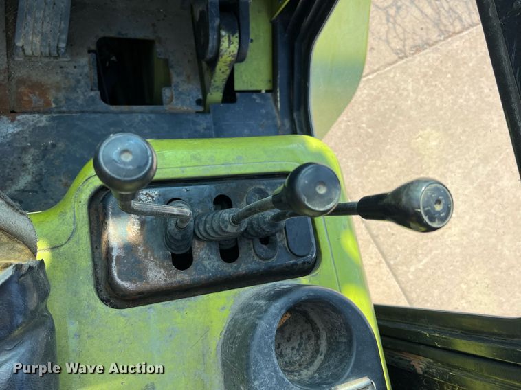 image for item NA9201 Clark CMP40D  forklift