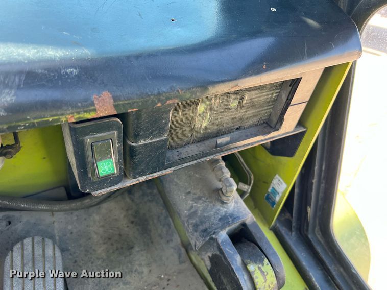 image for item NA9201 Clark CMP40D  forklift