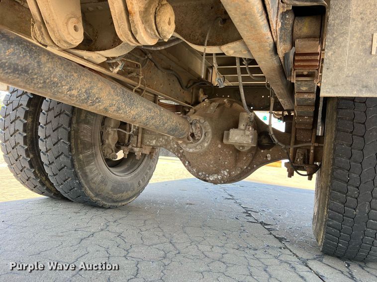 image for item NA9202 2006 Chevrolet C7500  dump flatbed truck