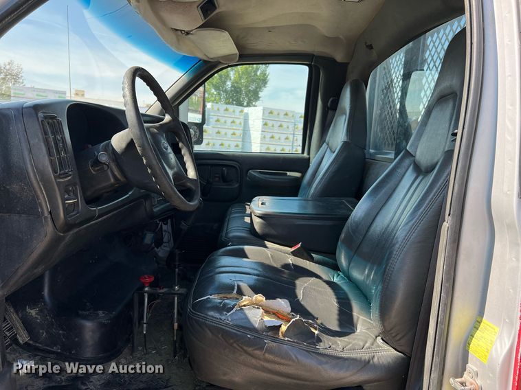 image for item NA9202 2006 Chevrolet C7500  dump flatbed truck