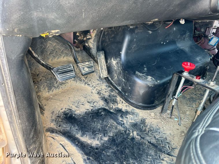 image for item NA9202 2006 Chevrolet C7500  dump flatbed truck