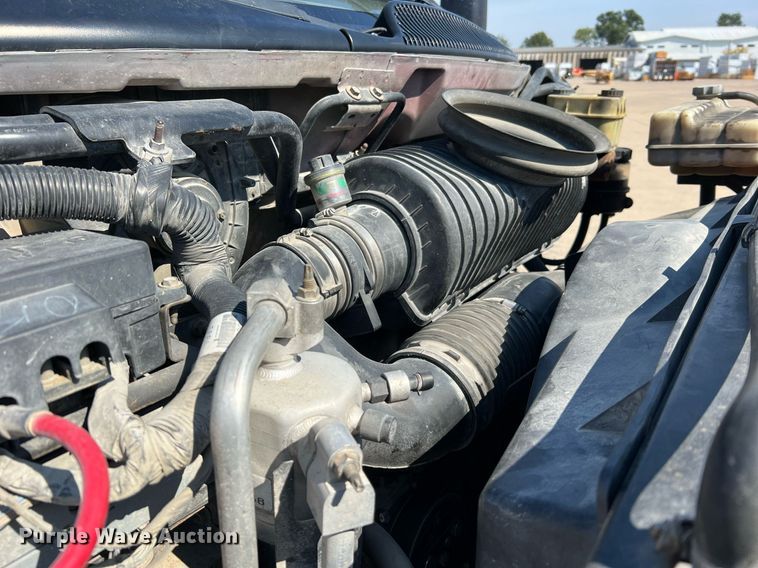 image for item NA9202 2006 Chevrolet C7500  dump flatbed truck