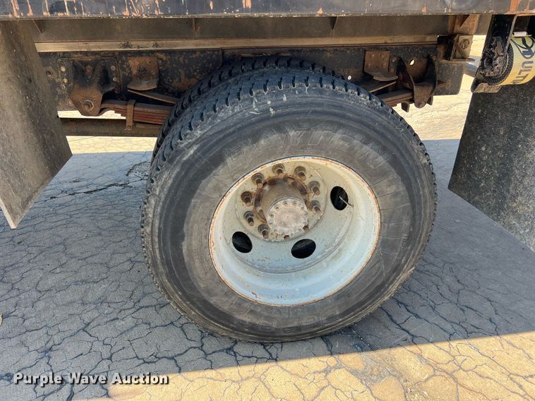 image for item NA9202 2006 Chevrolet C7500  dump flatbed truck