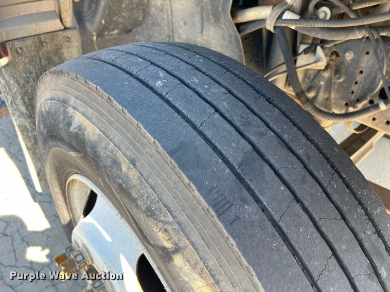 image for item NA9202 2006 Chevrolet C7500  dump flatbed truck