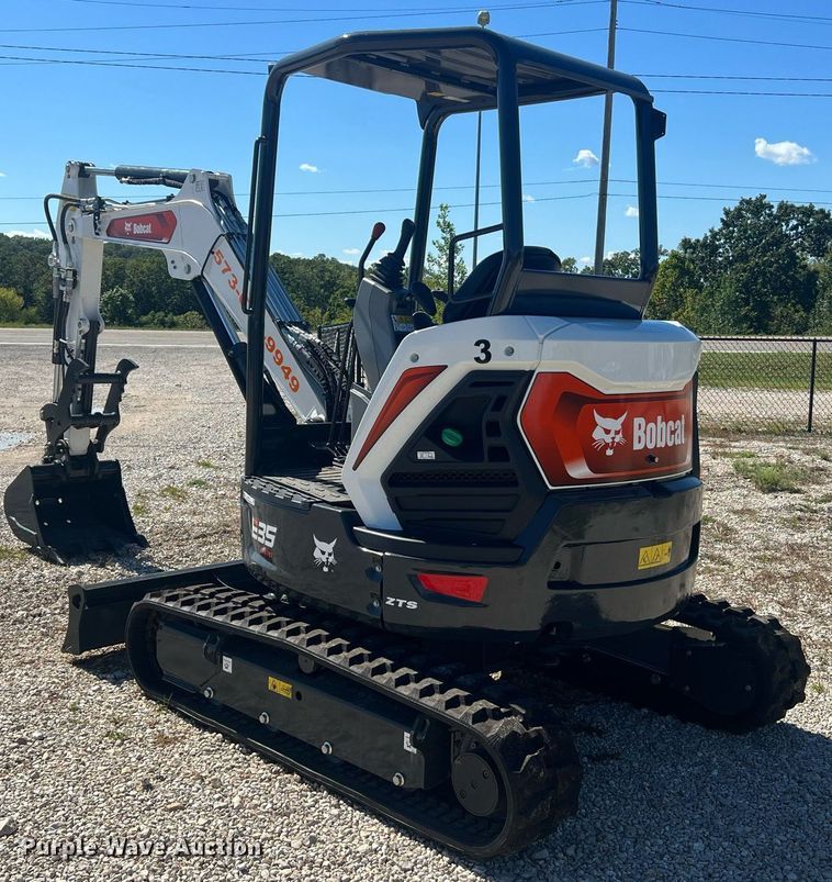 image for item NA9231 2023 Bobcat E35i R2 Series  mini excavator