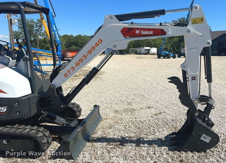 image for item NA9231 2023 Bobcat E35i R2 Series  mini excavator