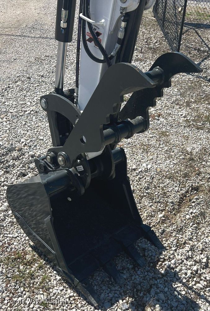 image for item NA9231 2023 Bobcat E35i R2 Series  mini excavator