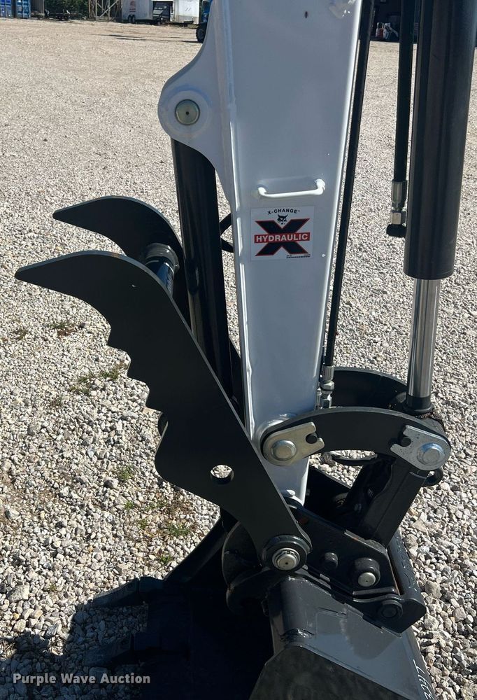 image for item NA9231 2023 Bobcat E35i R2 Series  mini excavator