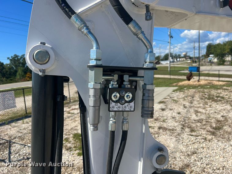 image for item NA9231 2023 Bobcat E35i R2 Series  mini excavator