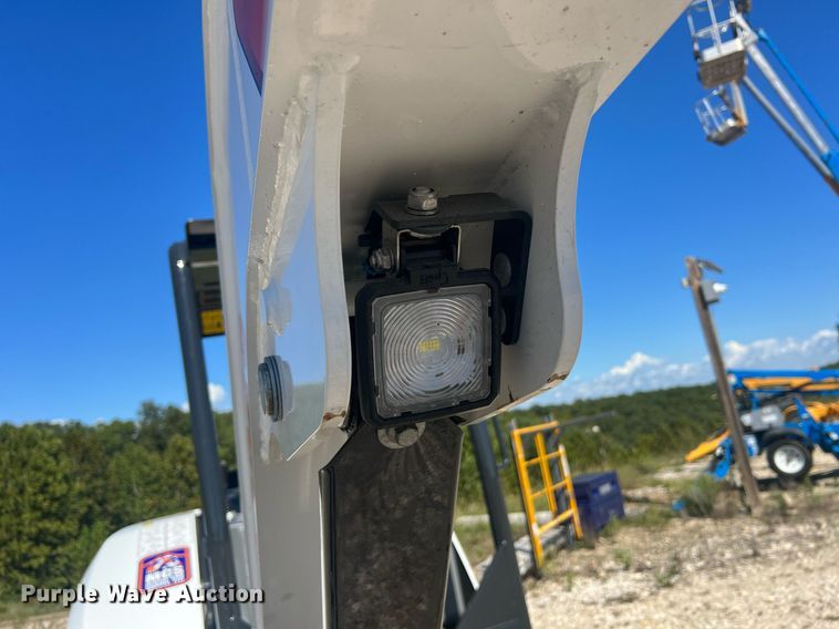 image for item NA9231 2023 Bobcat E35i R2 Series  mini excavator