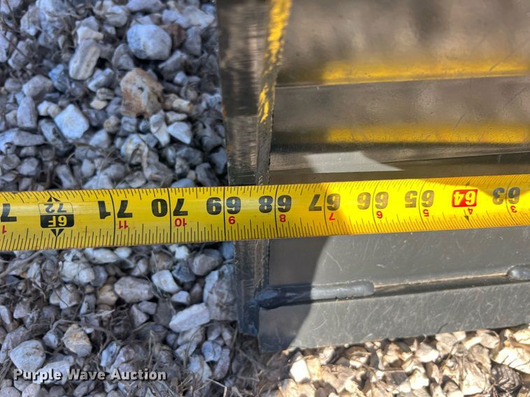 image for item NA9231 2023 Bobcat E35i R2 Series  mini excavator