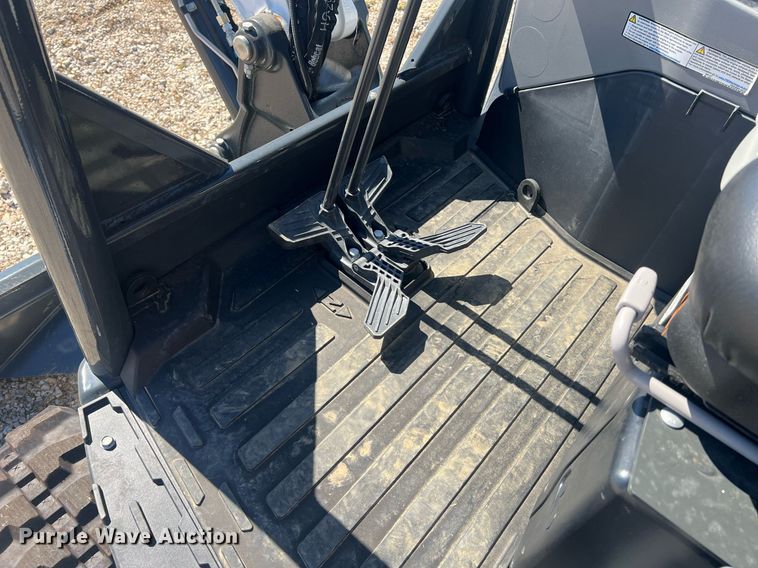 image for item NA9231 2023 Bobcat E35i R2 Series  mini excavator