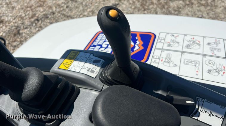 image for item NA9231 2023 Bobcat E35i R2 Series  mini excavator